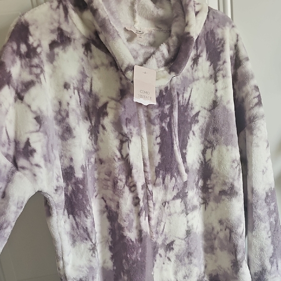 Como Vintage Purple and White Tie-Dye Cowl Neck Sweater - Picture 7 of 8